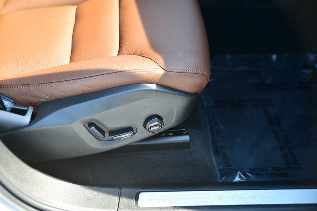 used 2021 Volvo XC60 car, priced at $24,999