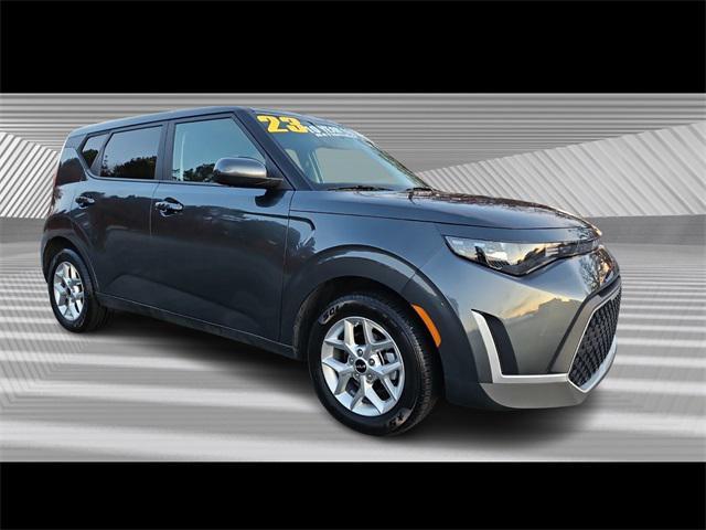 used 2023 Kia Soul car, priced at $14,876