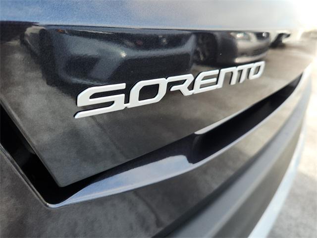 new 2025 Kia Sorento car, priced at $32,630