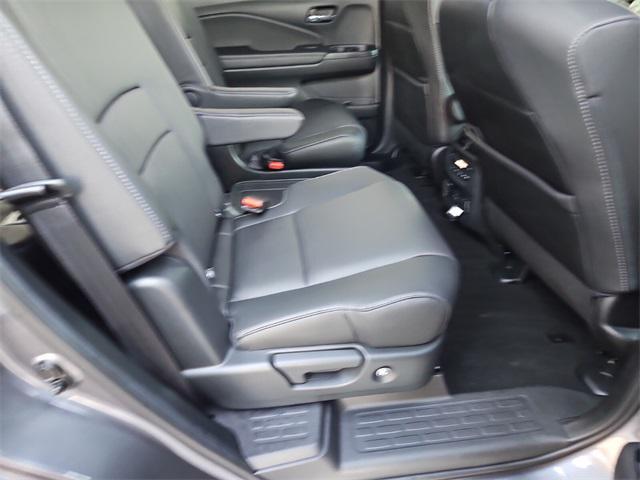 used 2022 Honda Pilot car, priced at $32,981