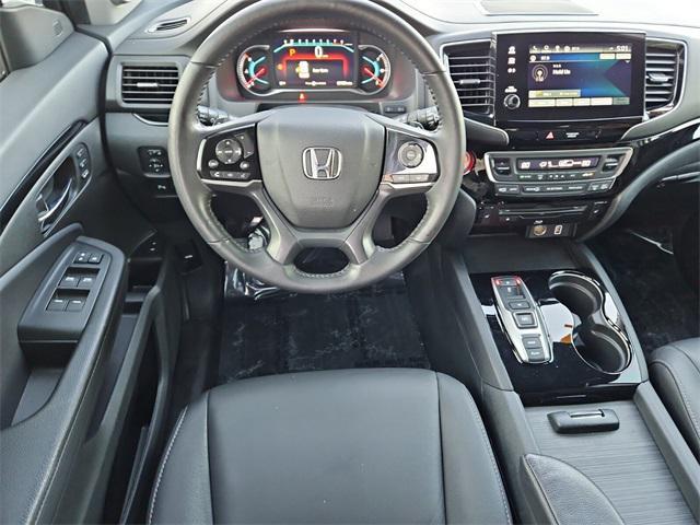 used 2022 Honda Pilot car, priced at $32,981