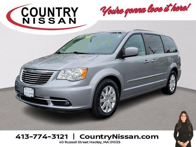 used 2016 Chrysler Town & Country car