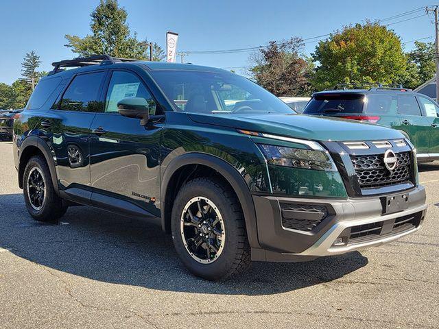 new 2024 Nissan Pathfinder car, priced at $40,632