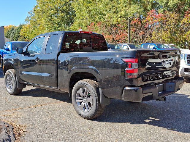 new 2025 Nissan Frontier car, priced at $39,752