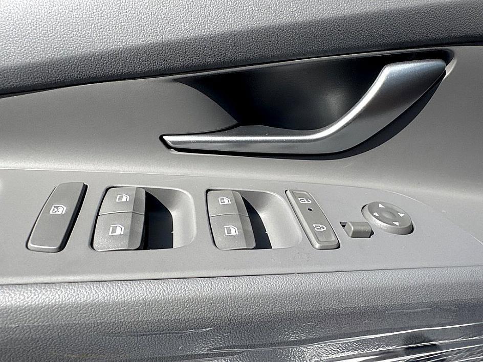new 2025 Hyundai Elantra car, priced at $22,575
