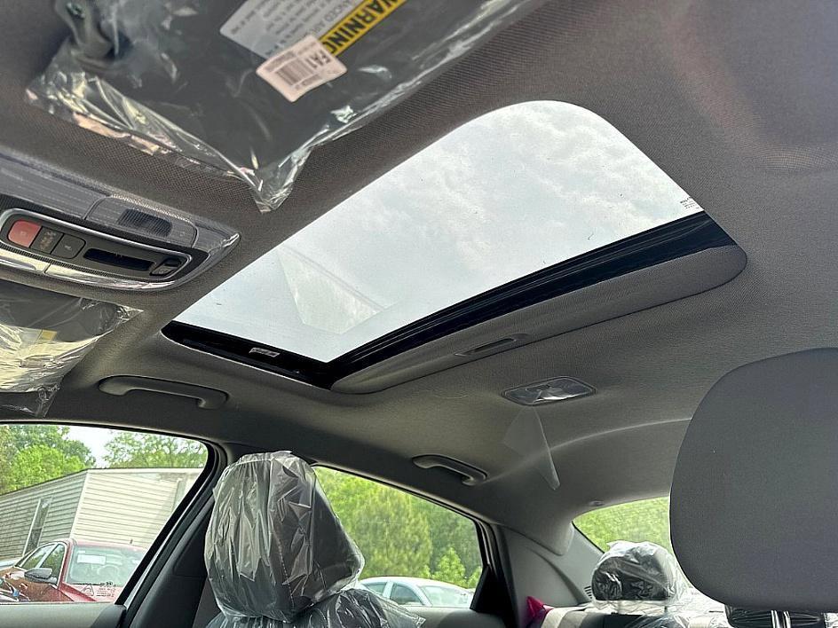 new 2025 Hyundai Elantra car, priced at $26,083