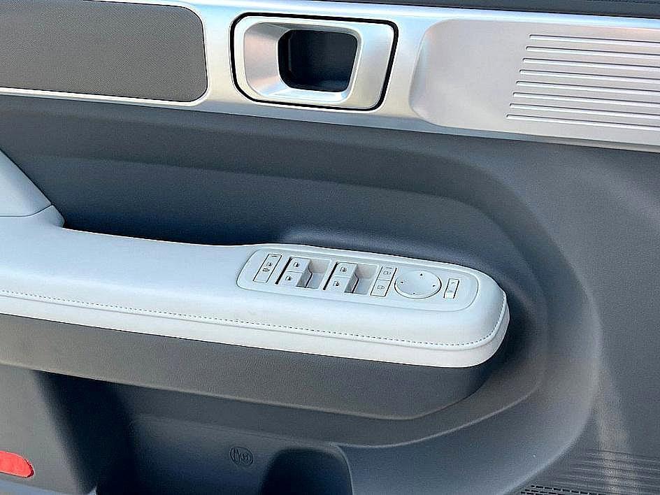 new 2025 Hyundai SANTA FE HEV car, priced at $38,774