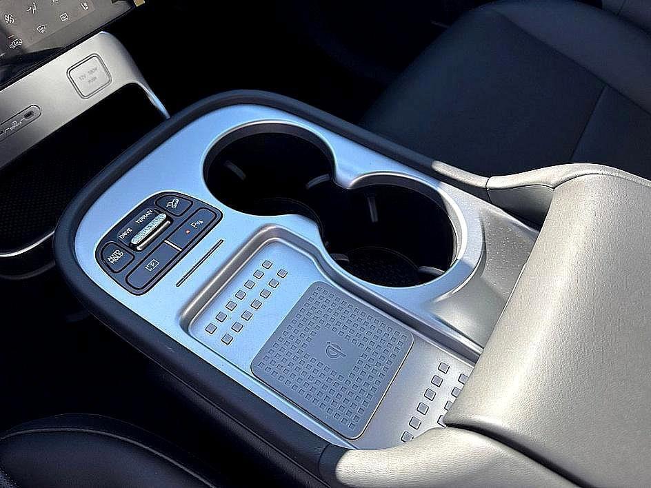 new 2026 Hyundai IONIQ 9 car, priced at $62,318