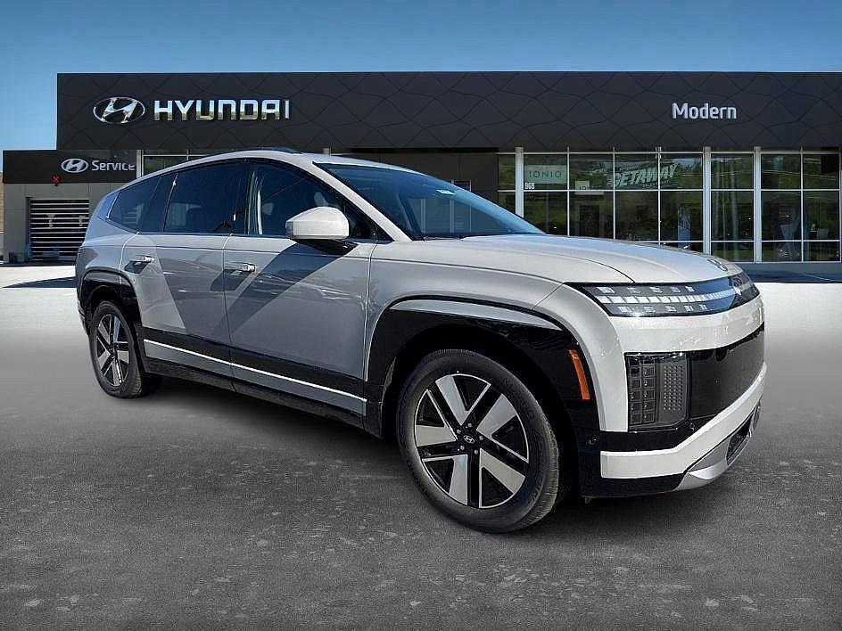 new 2026 Hyundai IONIQ 9 car, priced at $62,318