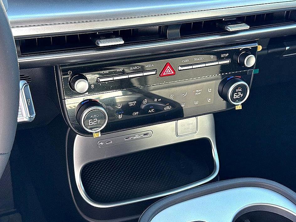 new 2026 Hyundai IONIQ 9 car, priced at $62,318