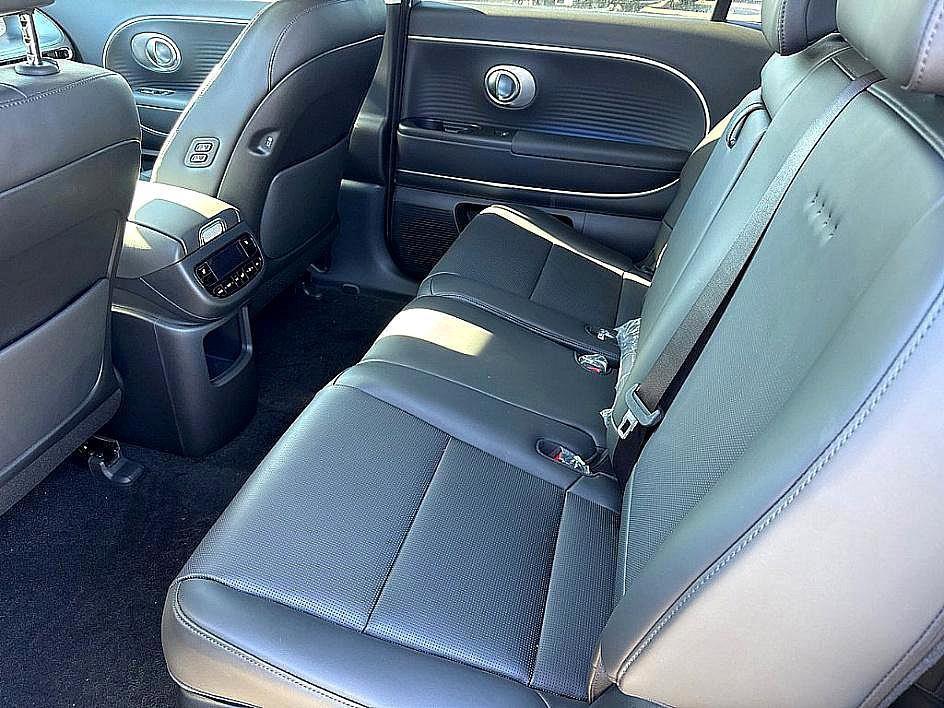 new 2026 Hyundai IONIQ 9 car, priced at $62,318