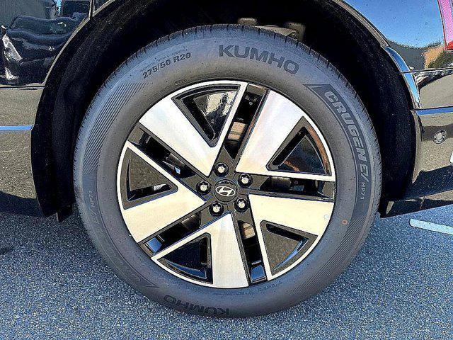 new 2026 Hyundai IONIQ 9 car, priced at $62,318