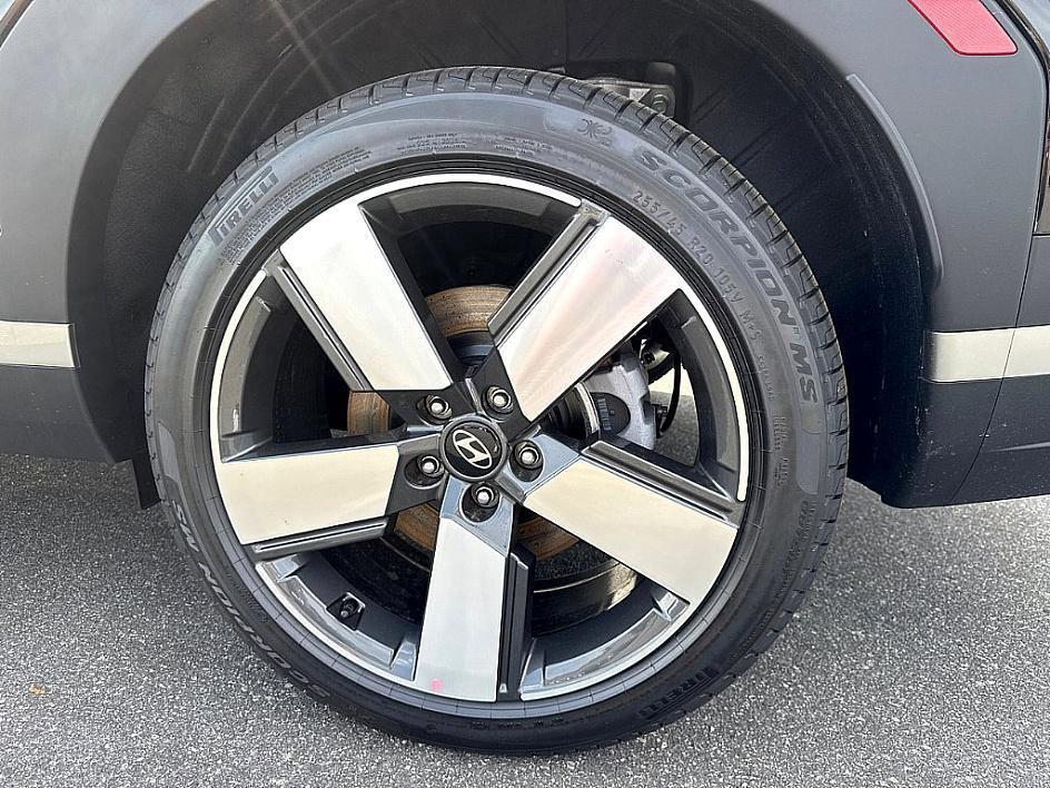 new 2025 Hyundai SANTA FE HEV car, priced at $45,852