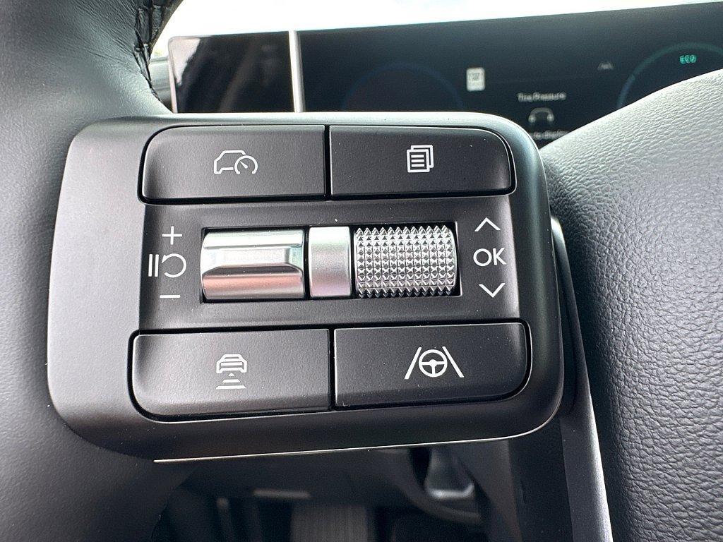 new 2025 Hyundai SANTA FE HEV car, priced at $46,102