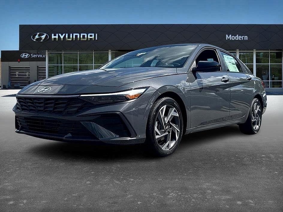 new 2025 Hyundai Elantra car, priced at $23,234