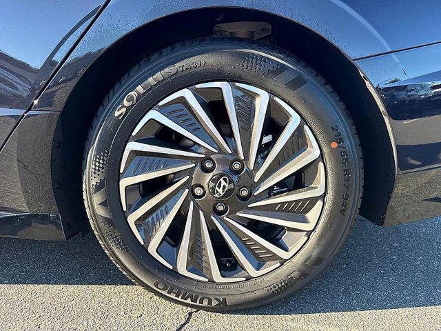 new 2025 Hyundai Sonata Hybrid car, priced at $35,412