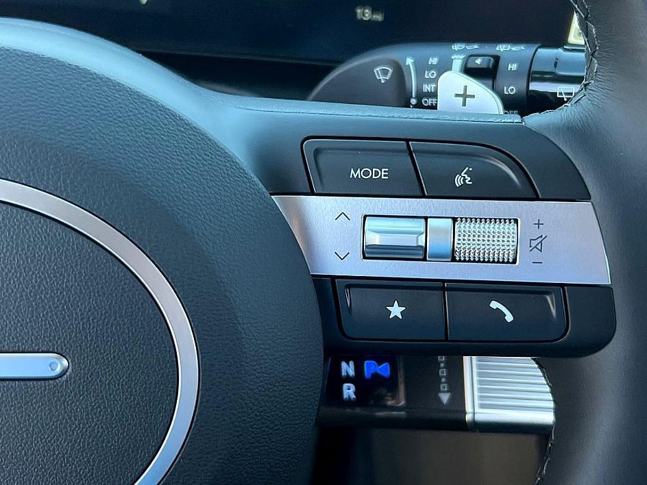 new 2026 Hyundai TUCSON Hybrid car, priced at $33,721