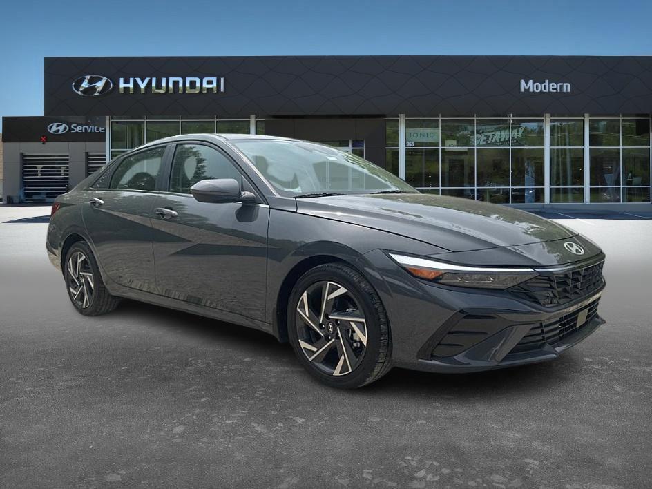 new 2025 Hyundai Elantra car, priced at $25,596