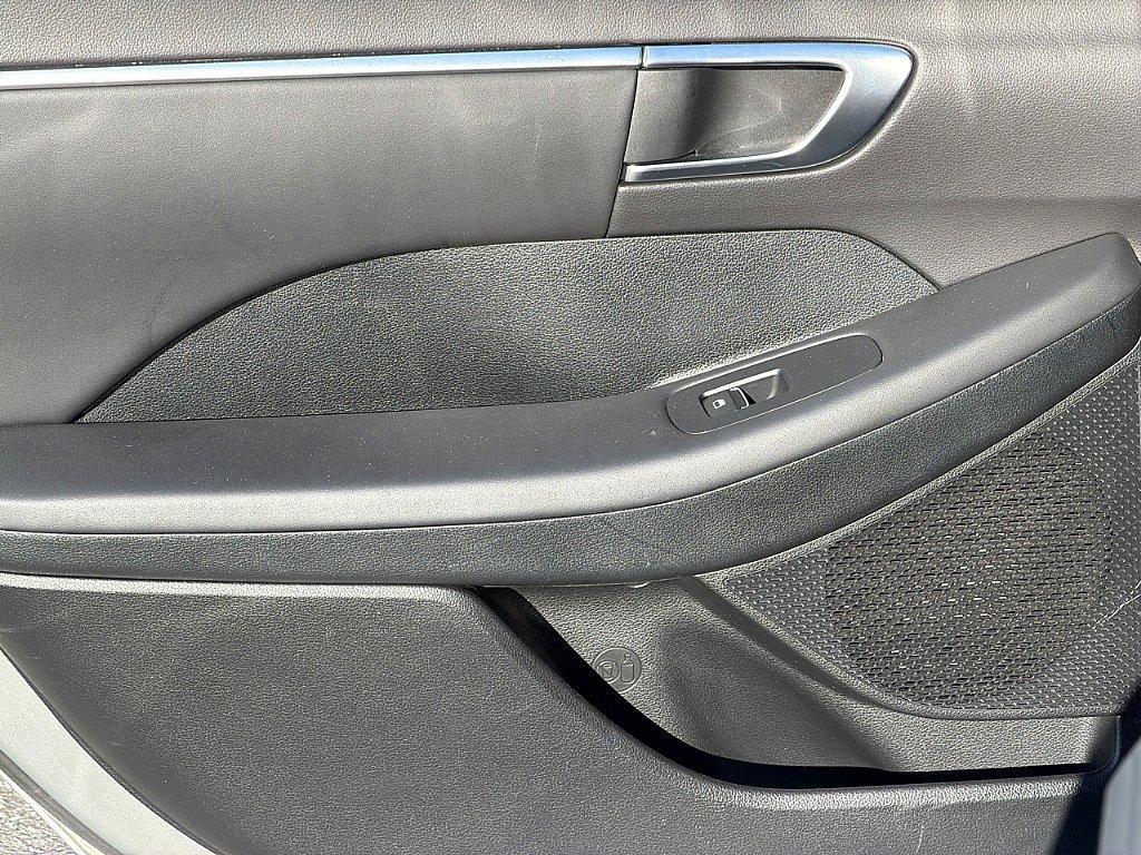 used 2021 Hyundai Sonata Hybrid car, priced at $17,449