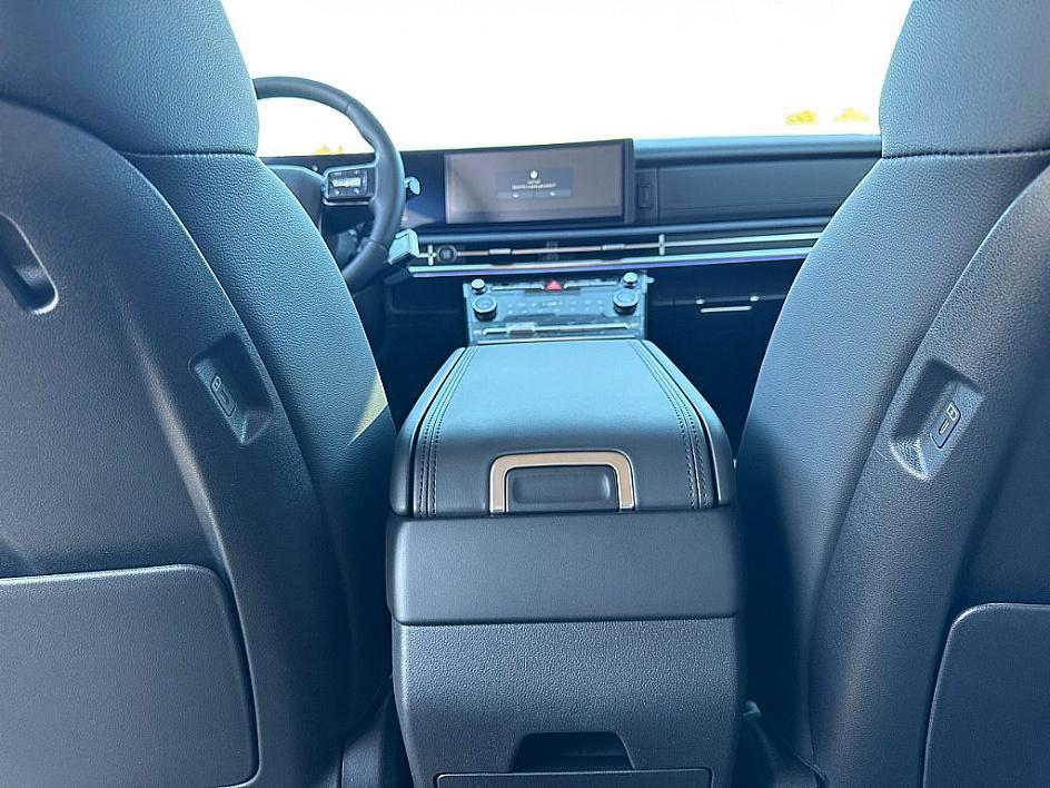 new 2025 Hyundai SANTA FE HEV car, priced at $43,594