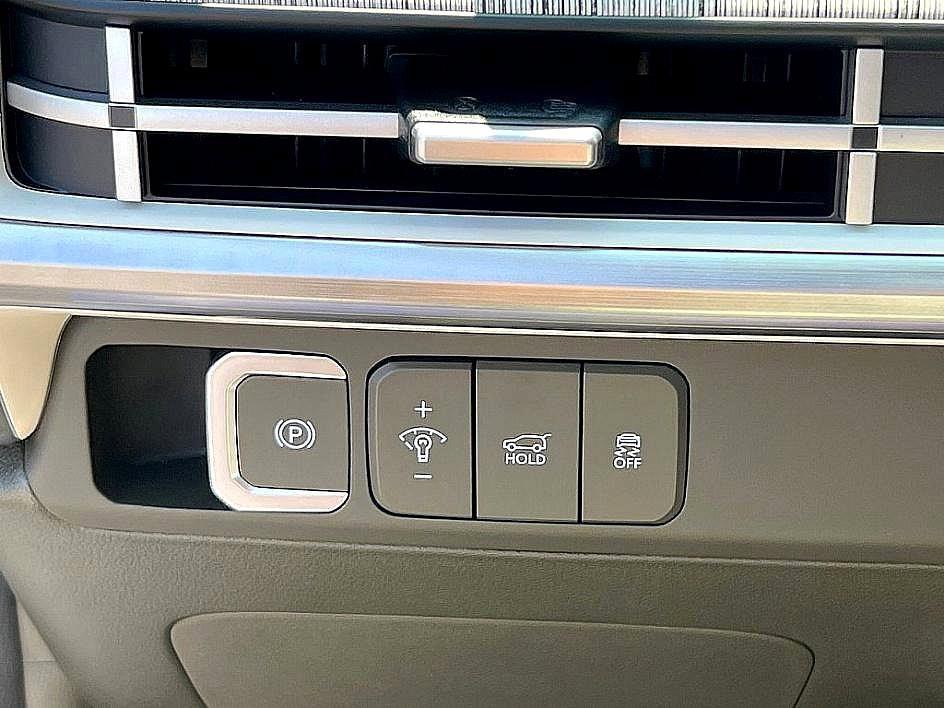 new 2025 Hyundai SANTA FE HEV car, priced at $44,993