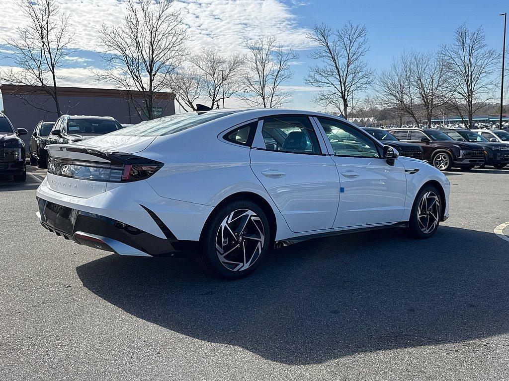 new 2025 Hyundai Sonata car, priced at $31,717