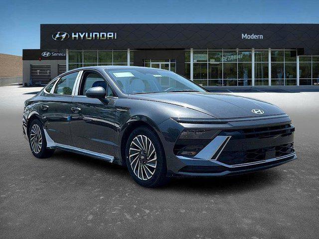 new 2025 Hyundai Sonata car, priced at $27,092