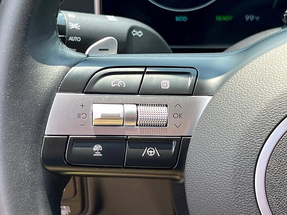 used 2025 Hyundai TUCSON Hybrid car, priced at $32,788