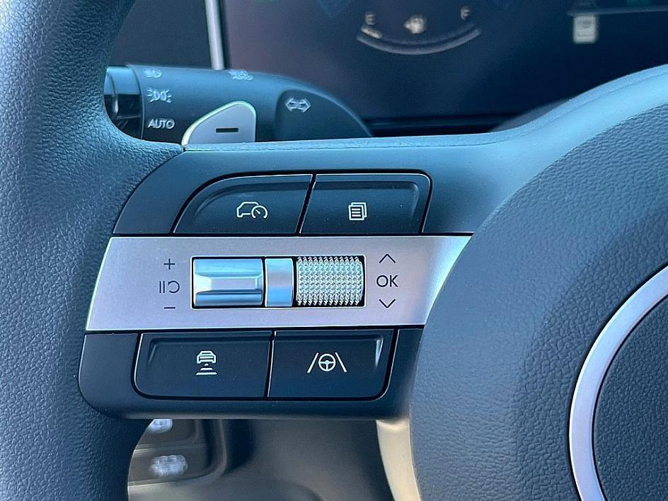 new 2026 Hyundai TUCSON Hybrid car, priced at $32,841