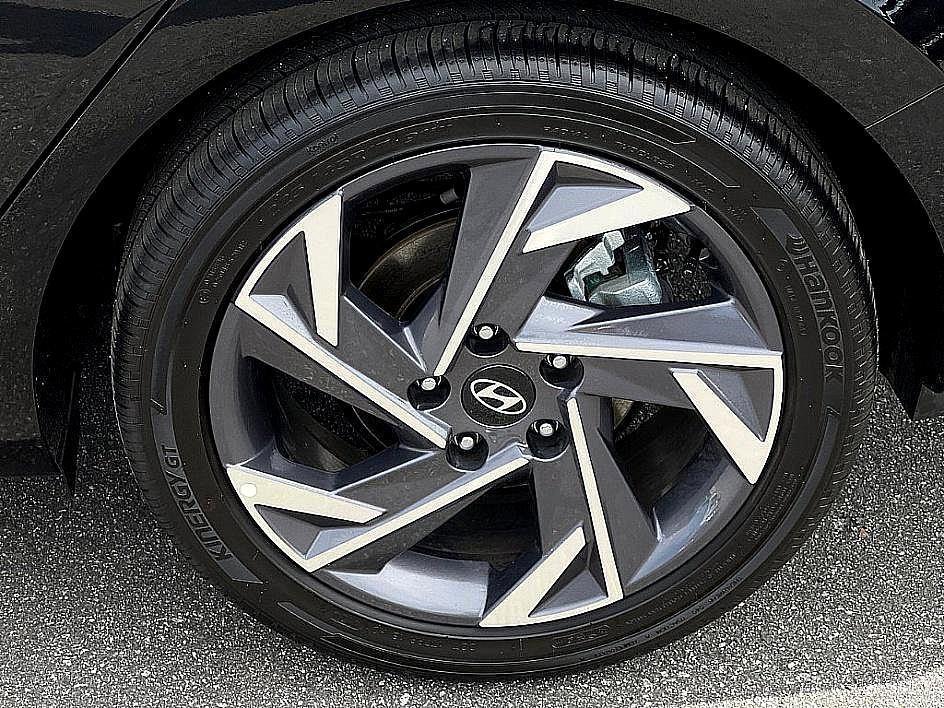 used 2025 Hyundai Elantra car, priced at $21,499