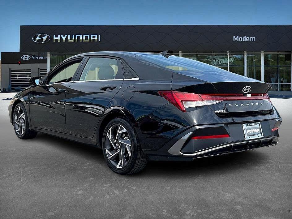 used 2025 Hyundai Elantra car, priced at $21,499