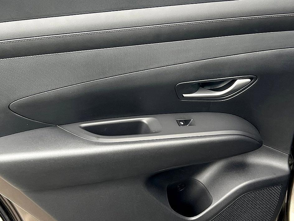 new 2026 Hyundai TUCSON Hybrid car, priced at $31,951