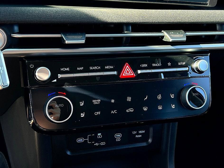 new 2025 Hyundai TUCSON Hybrid car, priced at $38,579