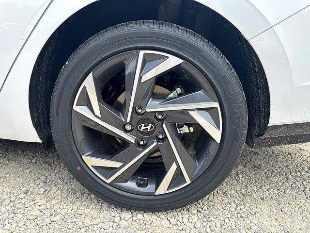 new 2025 Hyundai Elantra car, priced at $26,134