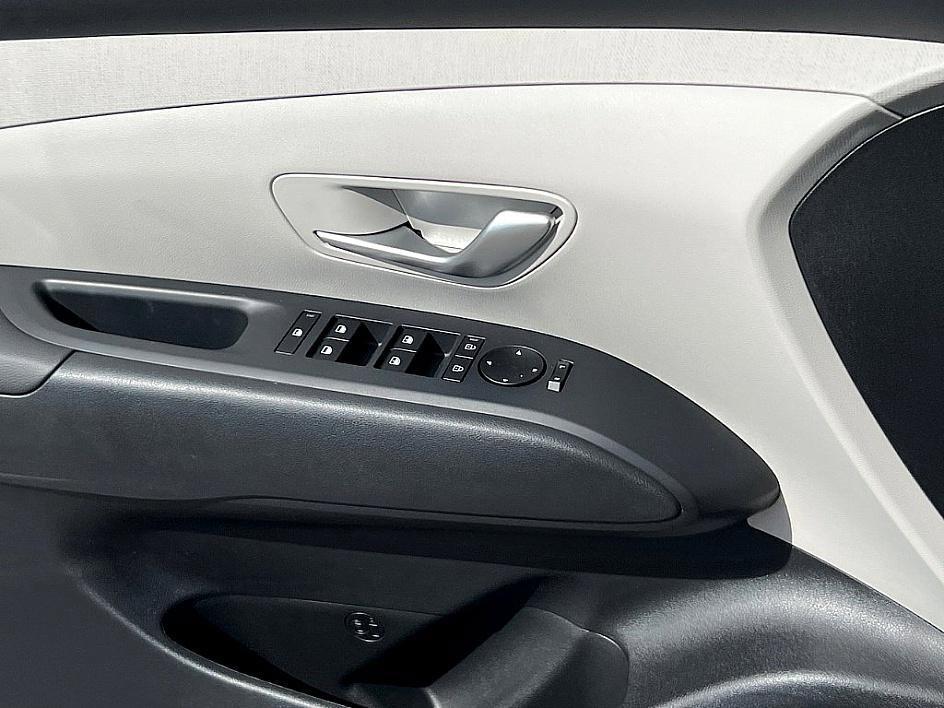new 2025 Hyundai Tucson car, priced at $33,020