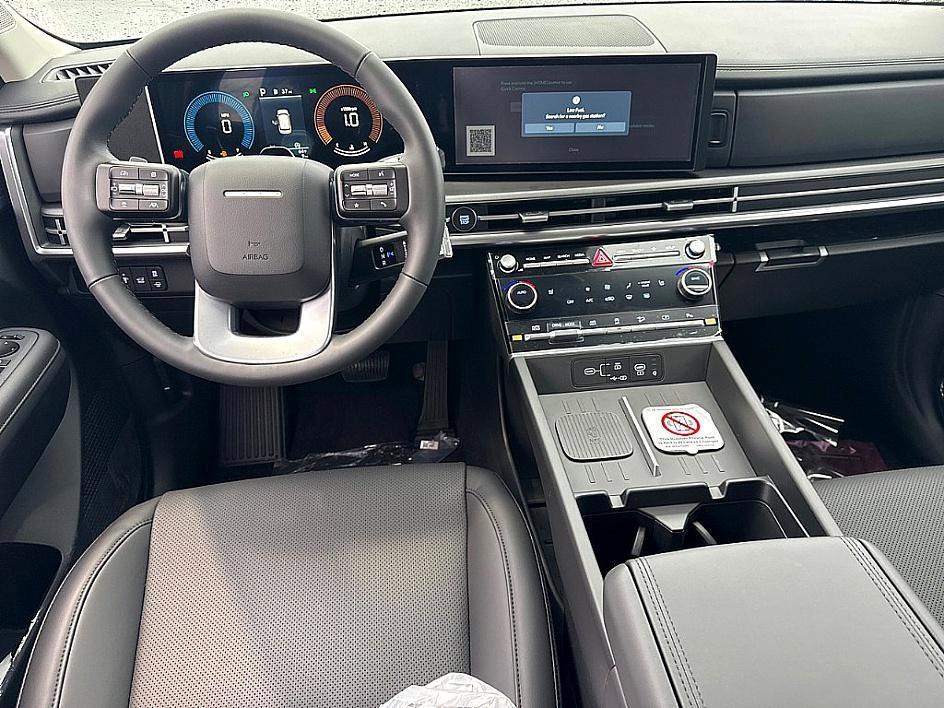new 2025 Hyundai Santa Fe car, priced at $39,633