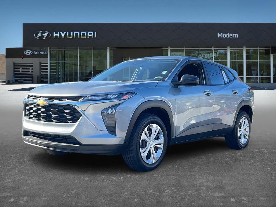 used 2024 Chevrolet Trax car, priced at $19,599