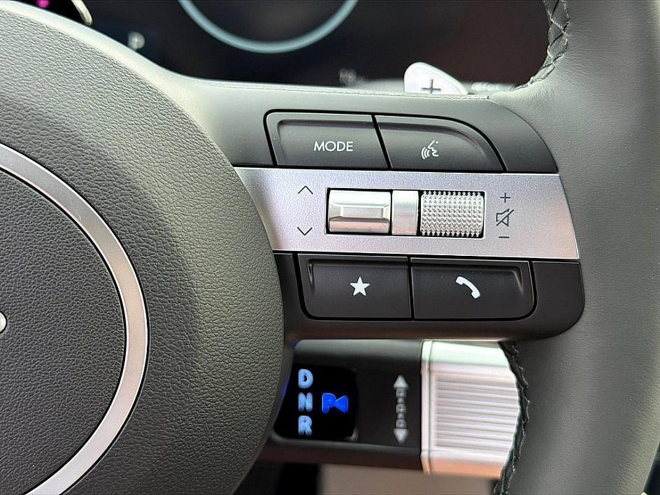 new 2026 Hyundai TUCSON Hybrid car, priced at $40,234