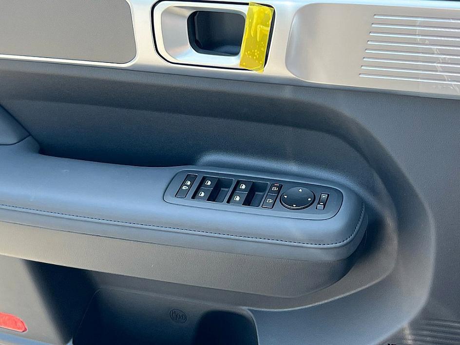 new 2025 Hyundai SANTA FE HEV car, priced at $34,607