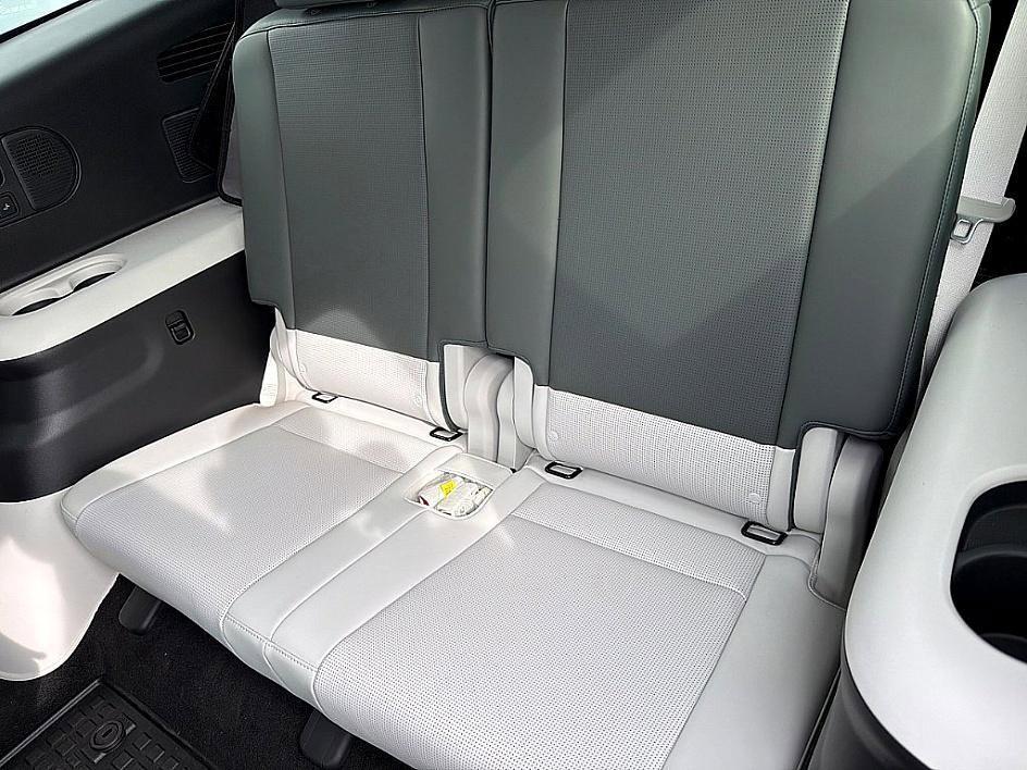 new 2026 Hyundai IONIQ 9 car, priced at $70,753