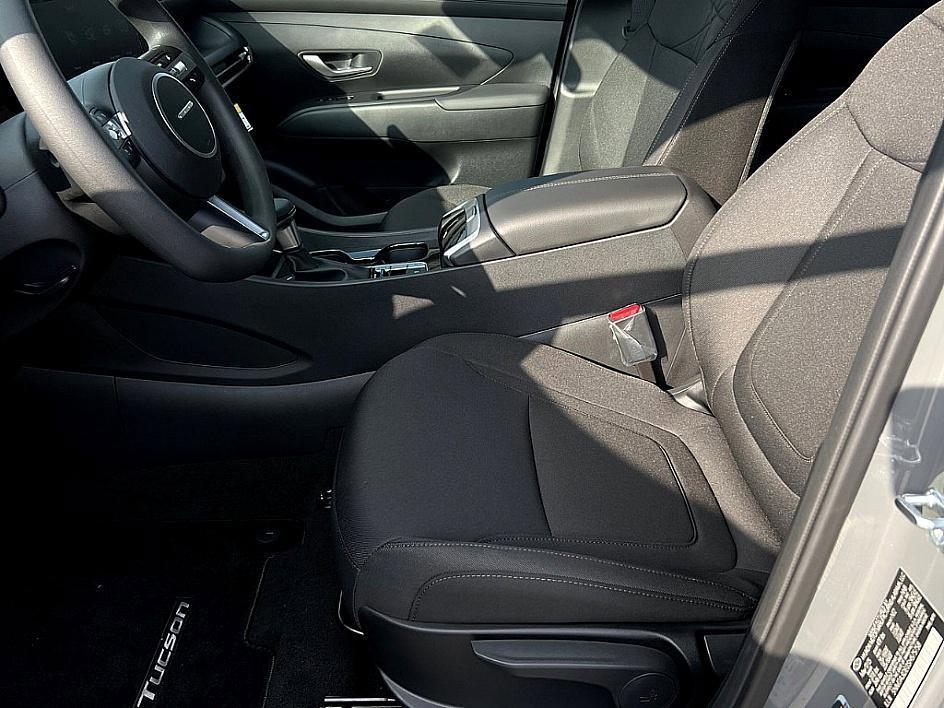 new 2025 Hyundai Tucson car, priced at $28,224
