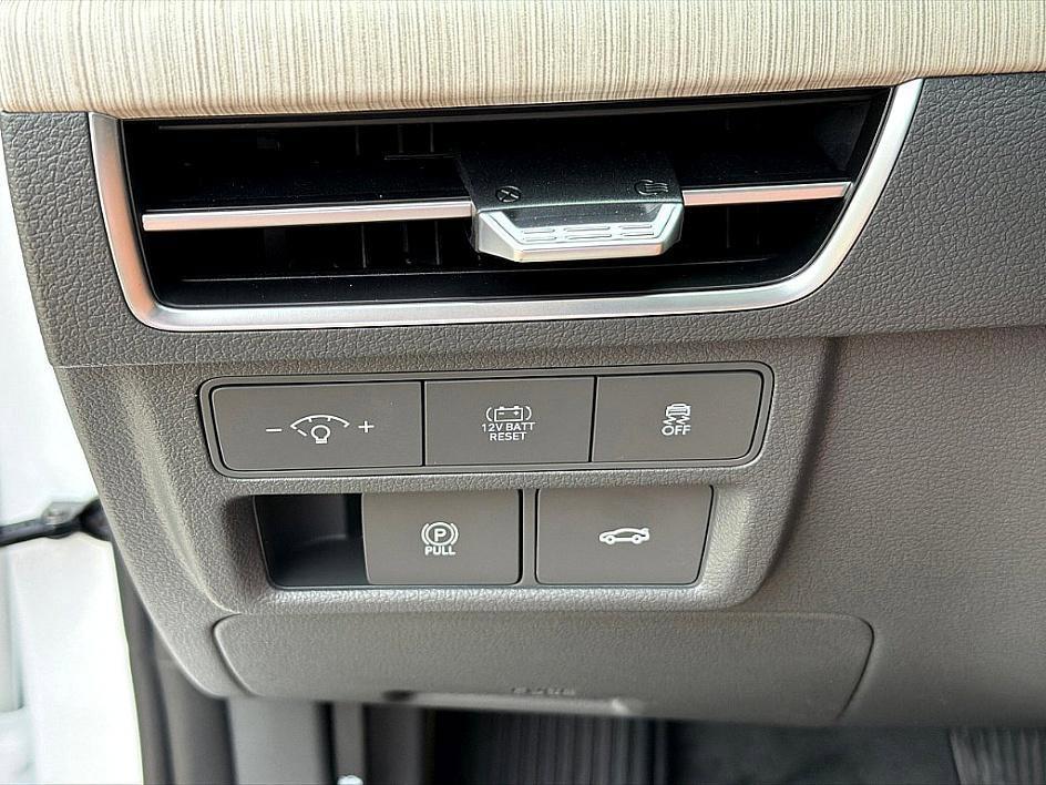 new 2026 Hyundai Sonata Hybrid car, priced at $30,440