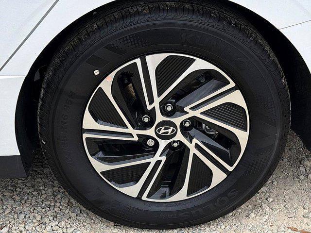 new 2026 Hyundai Sonata Hybrid car, priced at $30,440