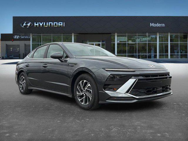 new 2026 Hyundai Sonata Hybrid car, priced at $29,958