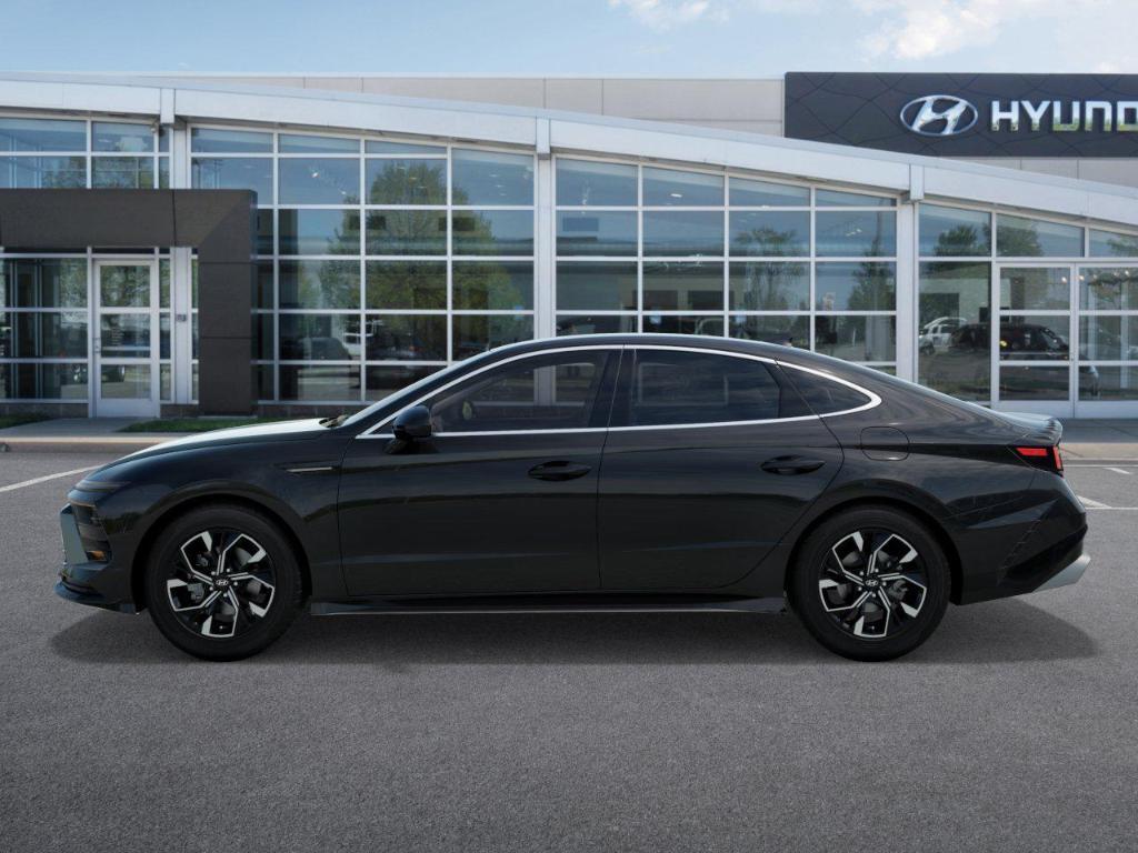 new 2025 Hyundai Sonata car, priced at $29,655