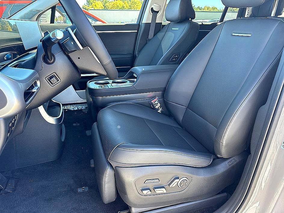 new 2026 Hyundai IONIQ 9 car, priced at $67,512