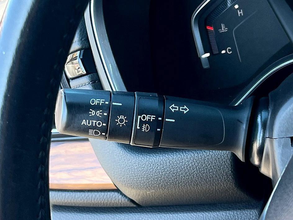 used 2018 Honda CR-V car, priced at $19,998