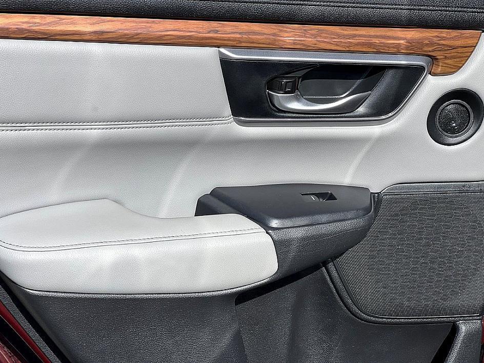 used 2018 Honda CR-V car, priced at $19,998