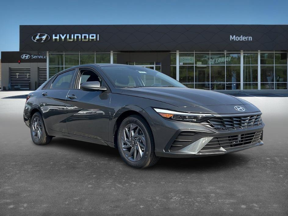 new 2026 Hyundai ELANTRA HEV car, priced at $26,031