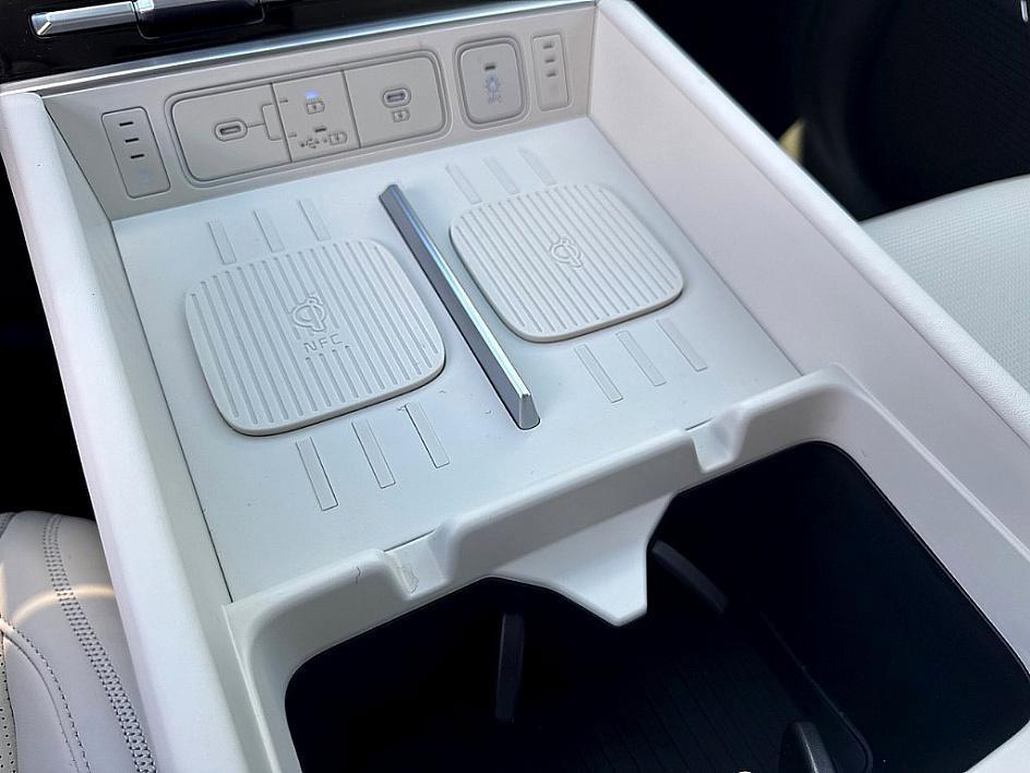 new 2025 Hyundai SANTA FE HEV car, priced at $48,737